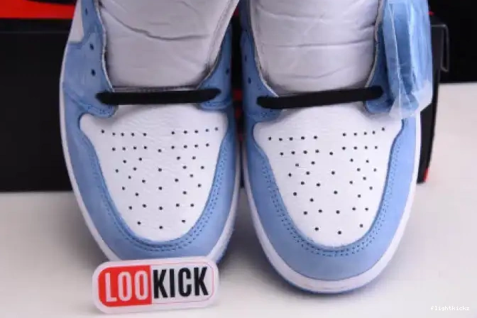 UNIVERSITY HIGH BLACK BLUE AIR WHITE JORDAN RETRO 555088-134 1 0601